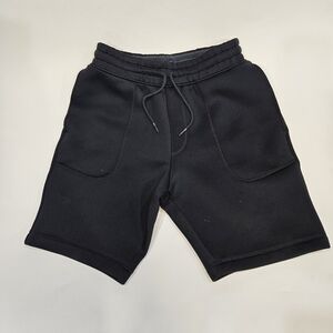 Under Armour Black Men's Shorts Loose MEDIUM